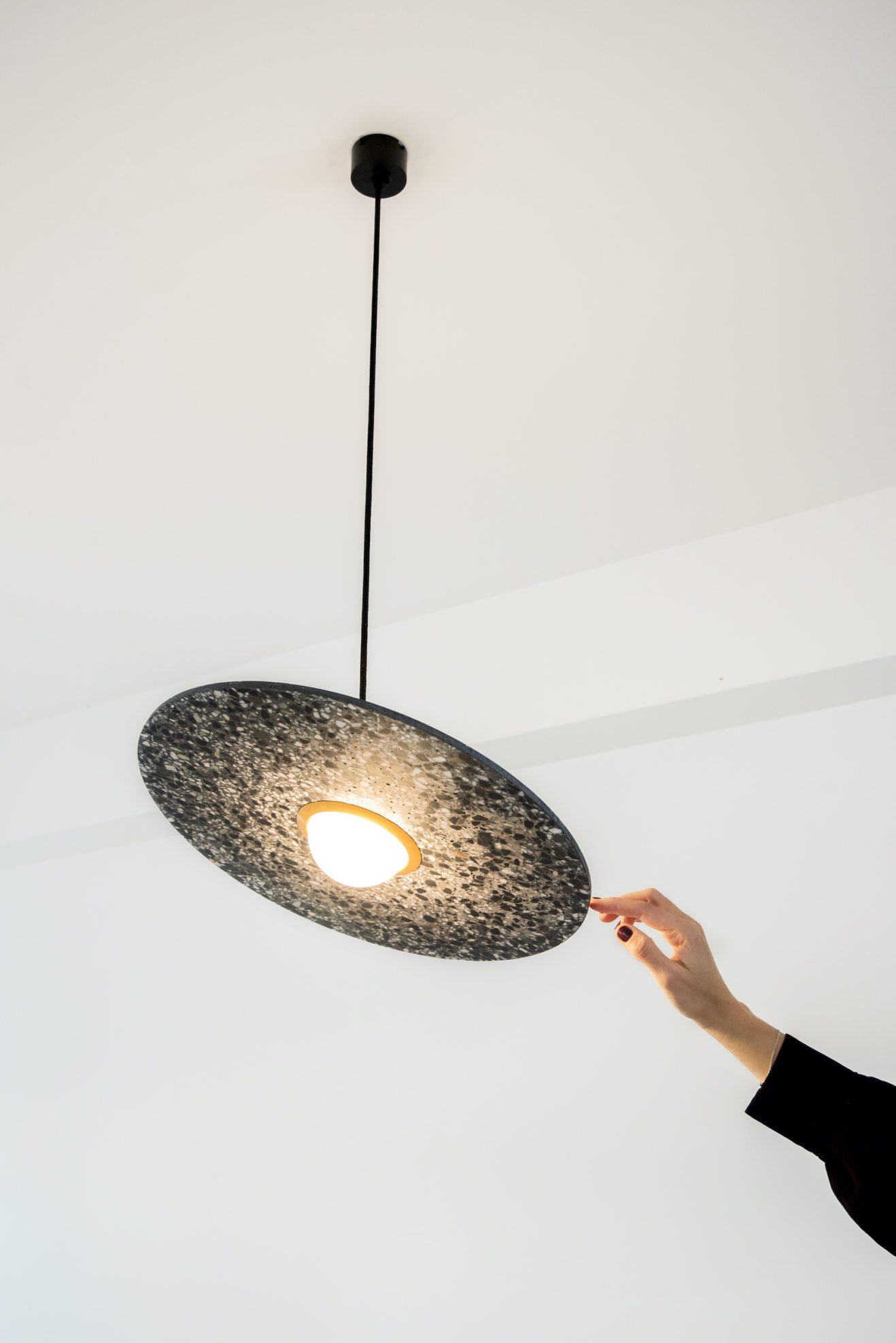 SUSPENSION LED MARS 5W NOIRE 350*120 MM 4000K