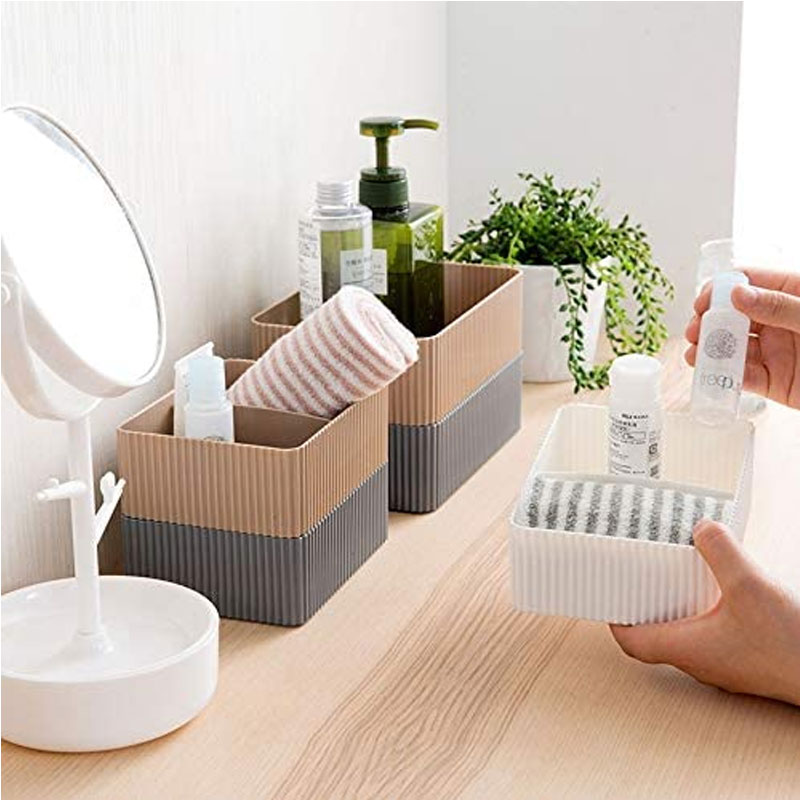 BOITE DE RANGEMENT EMPILABLE AVEC COUVERCLE (LV-222)